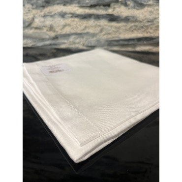 Serviette de table blanche satin  56/56