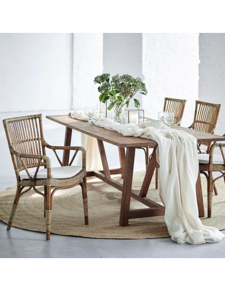 Table table lucas 100/240