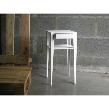 Table design epoxy blanc  28/28/55,5